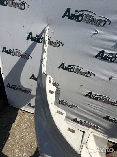 Задний бампер Volkswagen Jettta 6