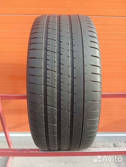 Pirelli P Zero 275/35 R19 96Y