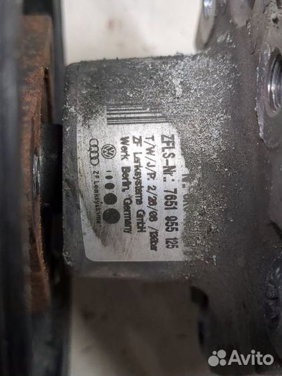 Гур Audi A4 (B8), 2008