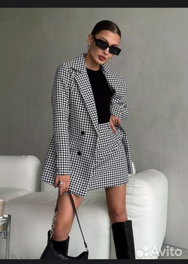 Твидовый костюм с юбкой