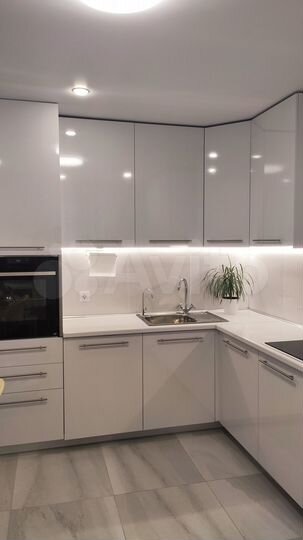 3-к. квартира, 86 м², 2/16 эт.