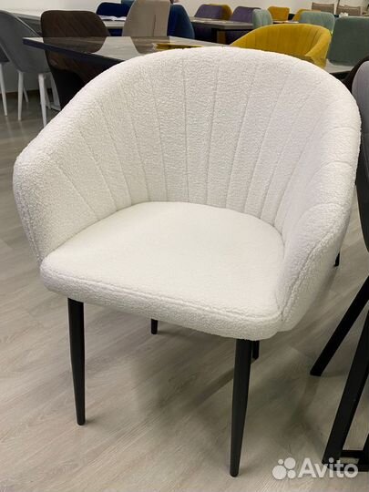 Стулья кухонные мягкие с подлокотниками