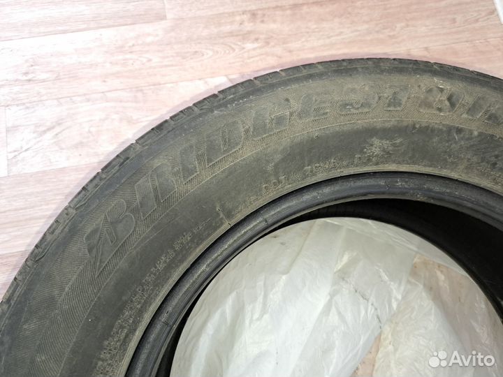Bridgestone Dueler H/P Sport 215/65 R16 и 215/65 R16 98H
