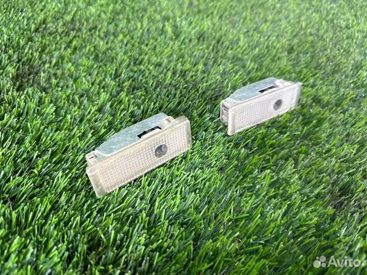 Подсветка двери Bmw 5 E60 M54B30 2003