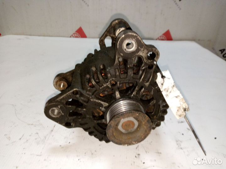 Volkswagen golf 5 генератор valeo 03C903023B