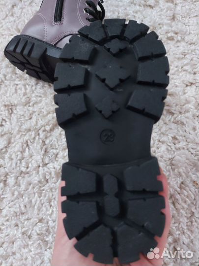 Ботинки зимние размер 23