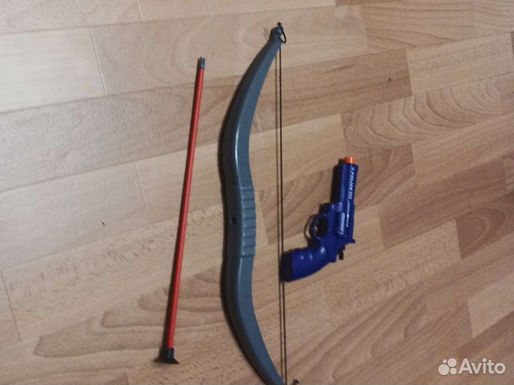 Набор лука и пистолета