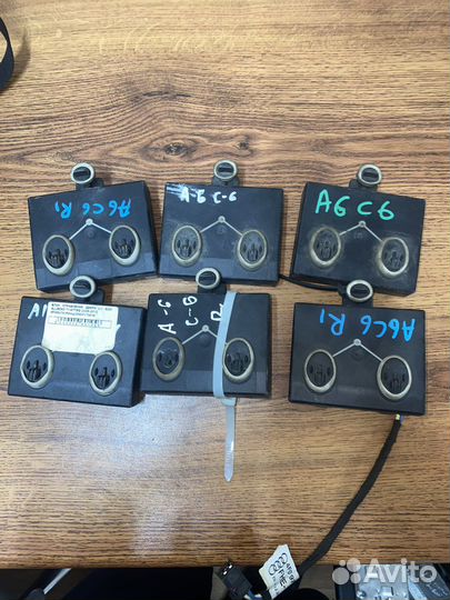 Блок комфорта задних дверей Audi