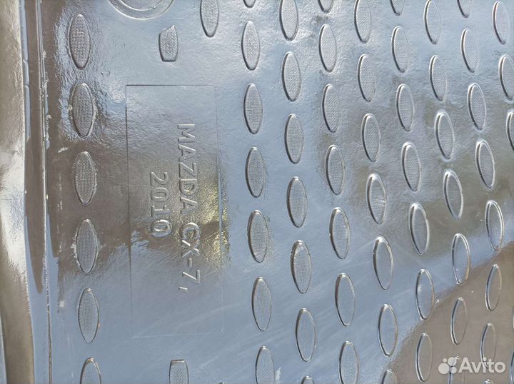 Автомобильные коврики резиновые