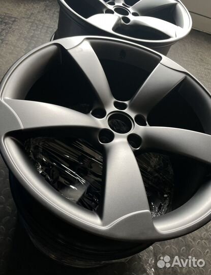 Оригинальные диски Audi Rotor R19