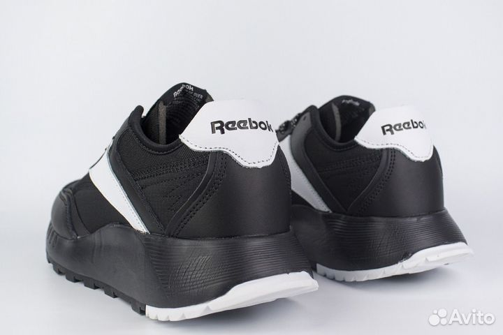 Кроссовки Reebok Legacy Black / White