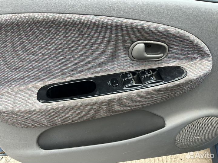 Kia Rio 1.5 AT, 2002, 292 700 км