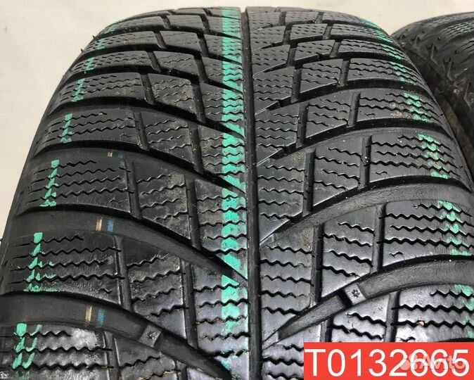 Bridgestone Blizzak LM-001 215/55 R17 98V