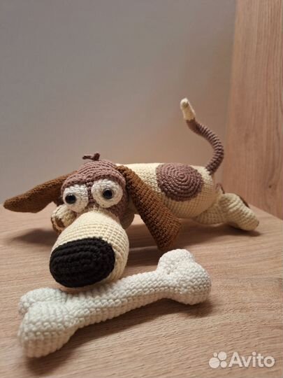 Вязаные игрушки ручной работы собачка