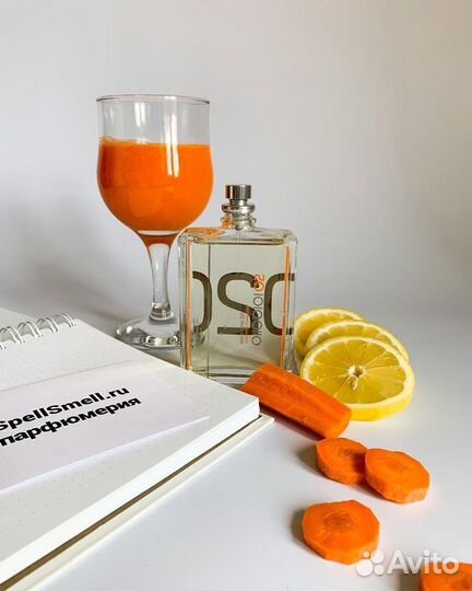 Molecule 02 Escentric