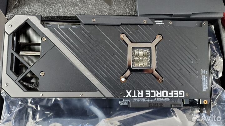 Видеокарта asus GeForce RTX 3080 Ti ROG Strix OC