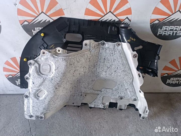 Обшивка двери багажника Mazda CX-5