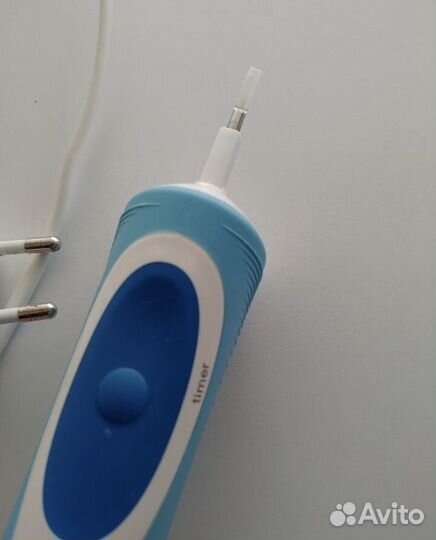 Зубная щетка oral b