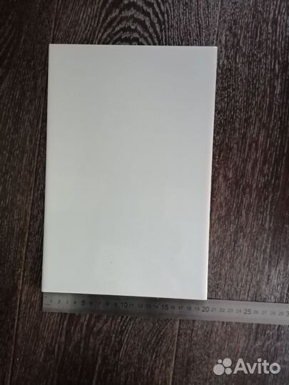 Плитка настенная белая