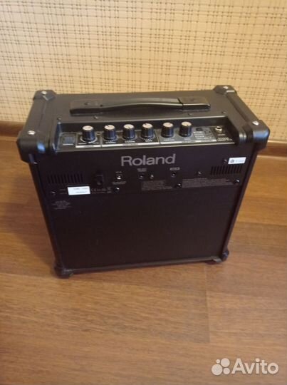 Комбоусилитель Roland cube 10GX