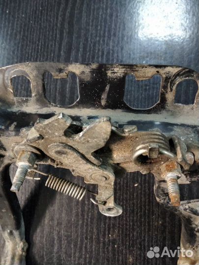 Замок капота Peugeot 2008 EP6C 2014