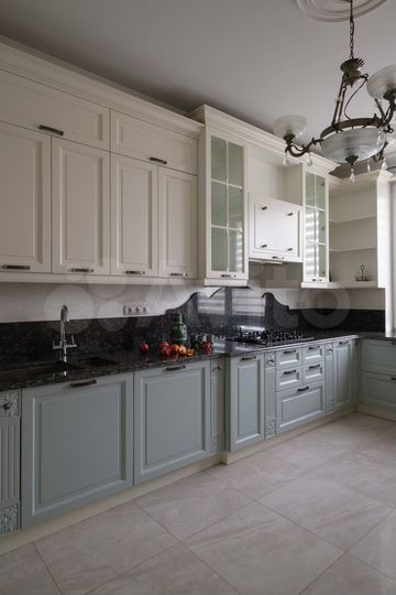 4-к. квартира, 160 м², 1/3 эт.