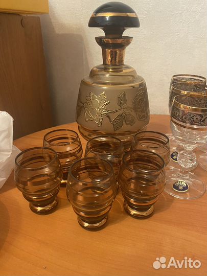 Графин с рюмками