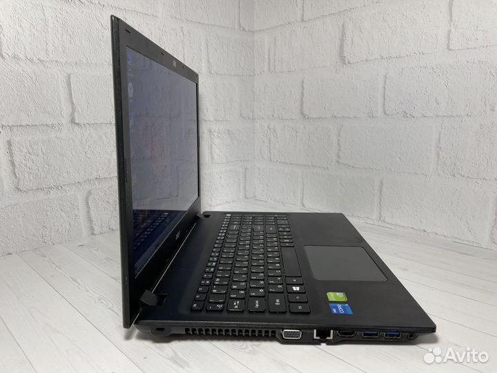 Игровой ноутбук Acer i5-6200/8gb/2видеокарты/SSD