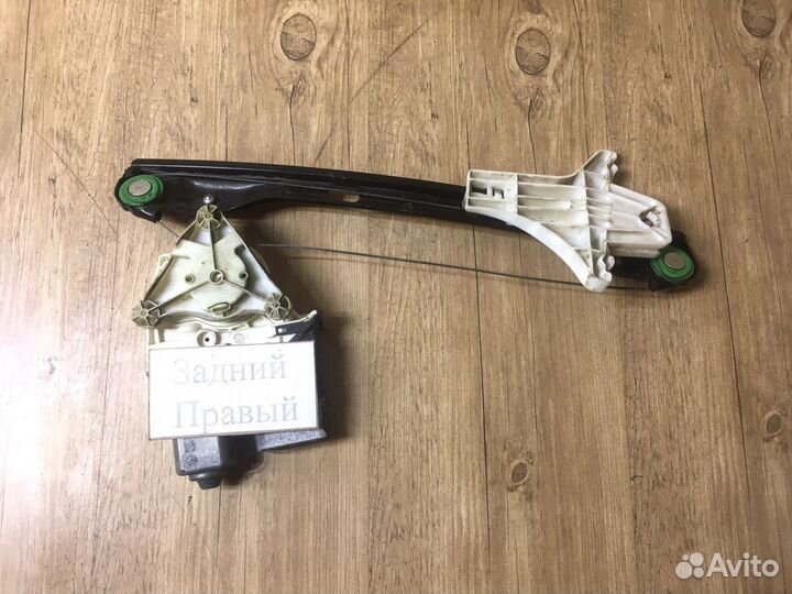 Стеклоподъемник задний Volkswagen Passat B6