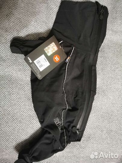 Поводок рулетка Flexi и одежда для собак