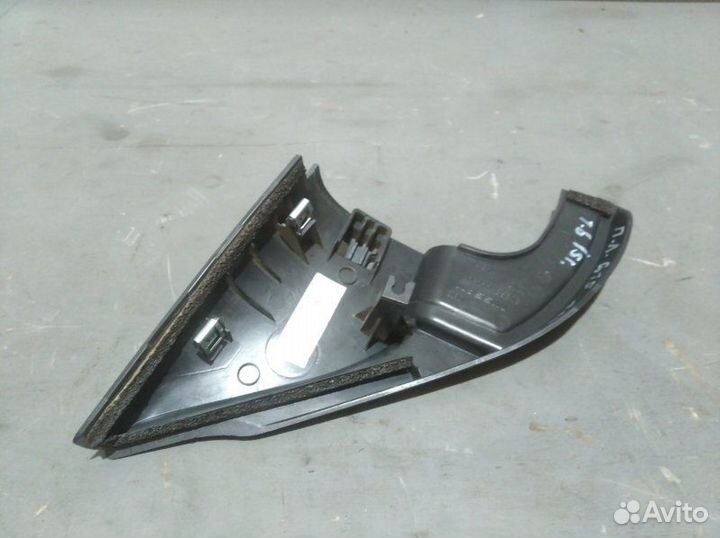 Треугольник двери внутренний передний левый Nissan