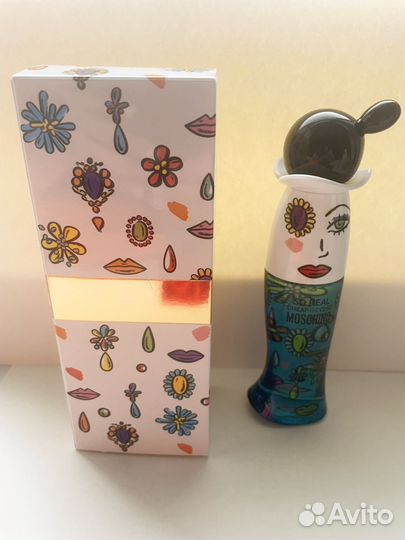 Moschino cheap and chic so real