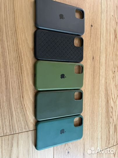 Чехлы на iPhone 11