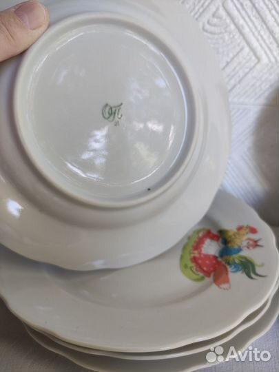 Столовая посуда. Тарелки. Керамика. Чайный сервиз