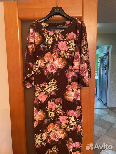 Платье женское 46 48