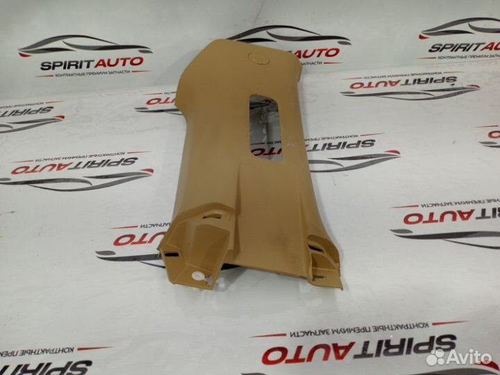 Накладка задней стойки салона задняя левая Kia