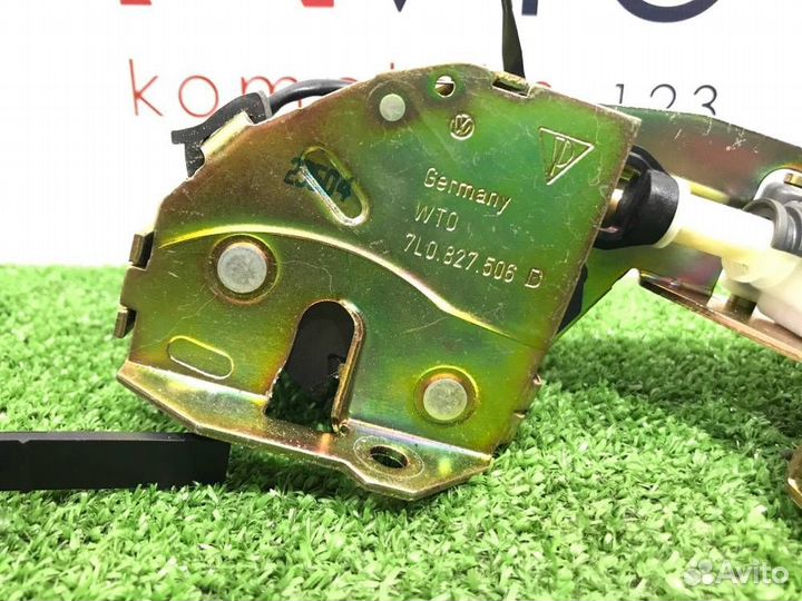 Замок багажника Volkswagen Touareg 7L 2004