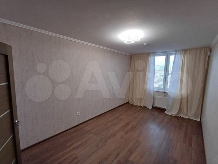 1-к. квартира, 33 м², 19/27 эт.