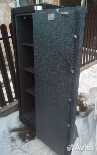 Сейф взломостойкий 4 класс