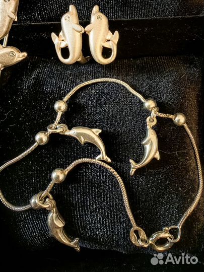 Серебрянный гарнитур 7 Дельфинов