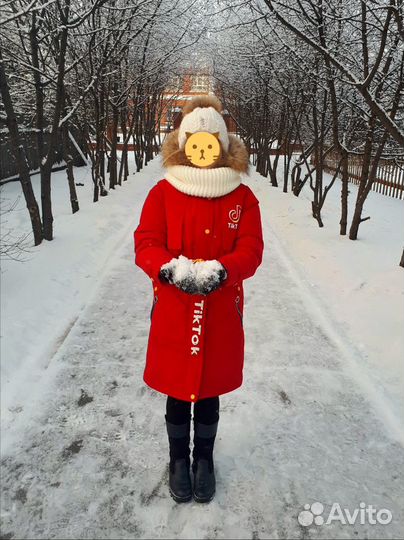 Пуховик на девочку