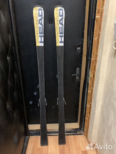 Превосходные горные лыжи head почти новые