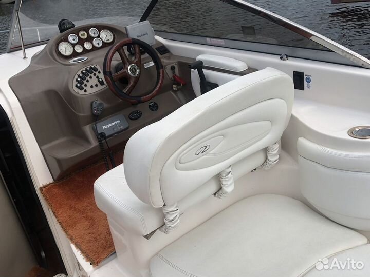 Прогулки на катере, аренда катера с капитаном