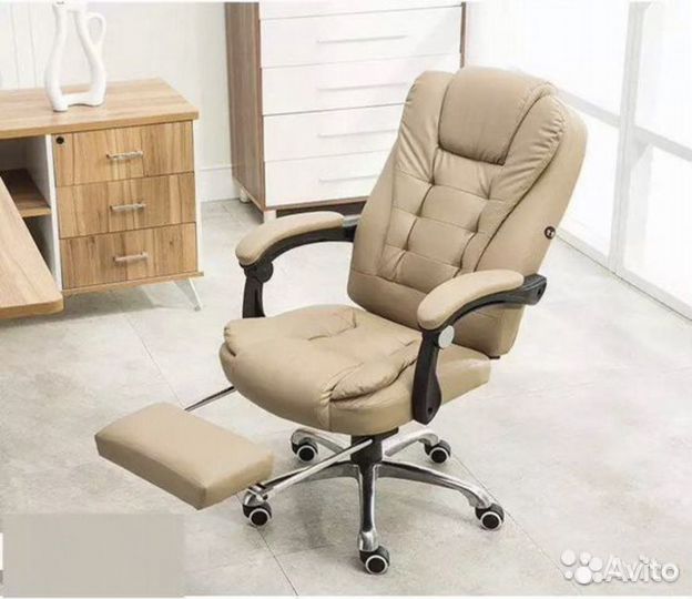Офисное кресло