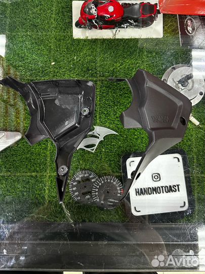 Заглушки обтекателя Yamaha YBR 125 (пара)