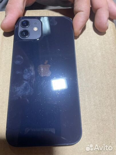 iPhone 12, 64 ГБ