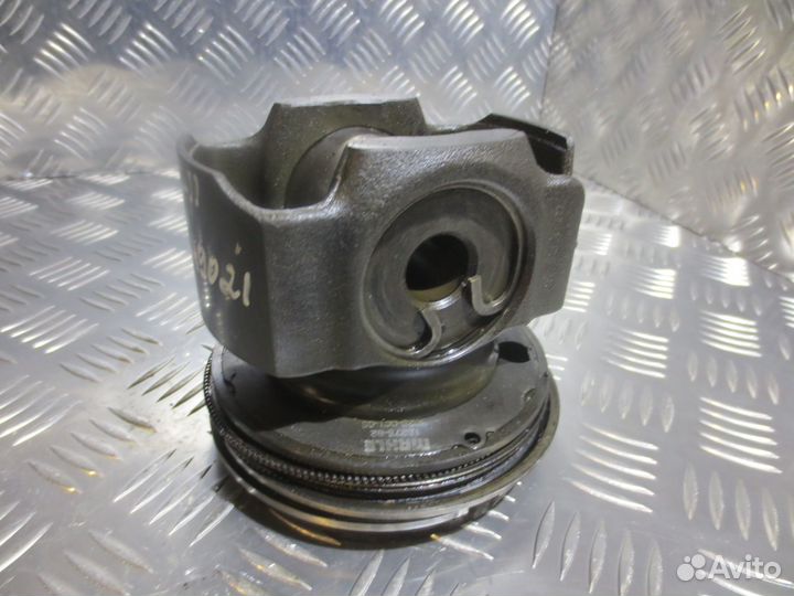 Поршень Volvo 21280618