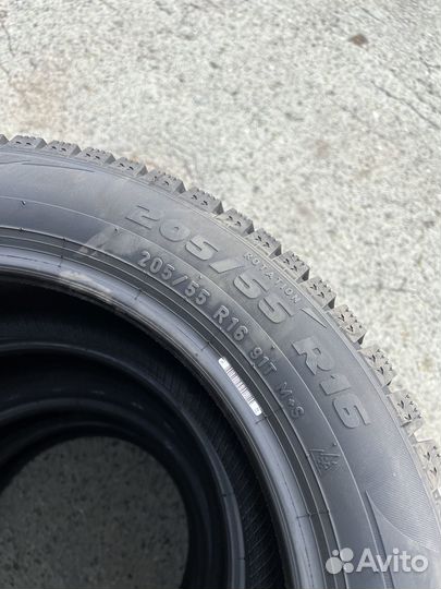 Pirelli Formula Ice 205/55 R16 91T
