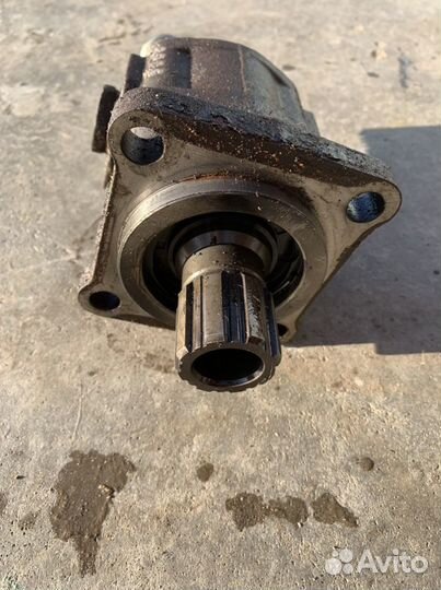 Насос подъема кузова Mercedes