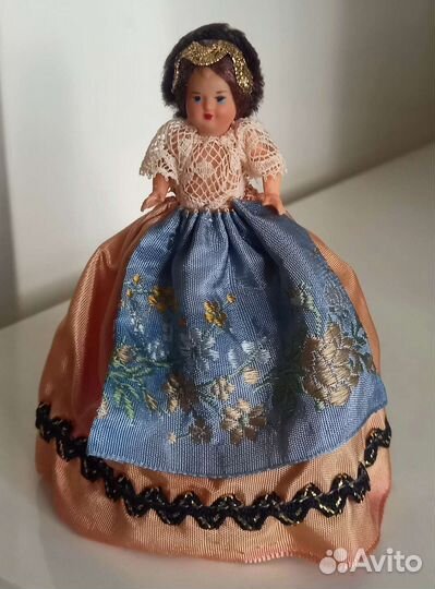 Миниатюрная кукла из целлулоида. Франция